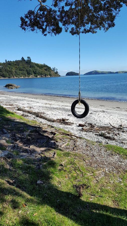 Отель Long Bay Motor Camp Coromandel Экстерьер фото